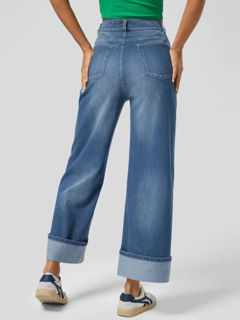 Women’s High-Rise Rolled Straight-Leg Jeans